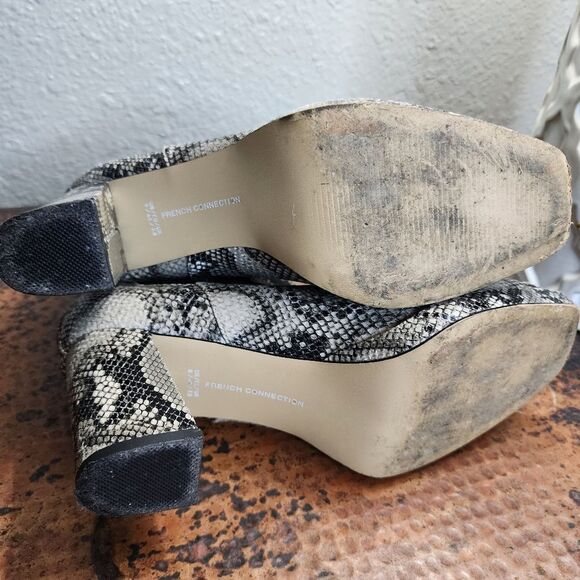 French Connection Penny Chelsea Block Heel Boots - Picture 15 of 16